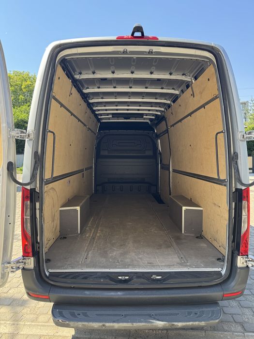Mercedes Benz Sprinter 907