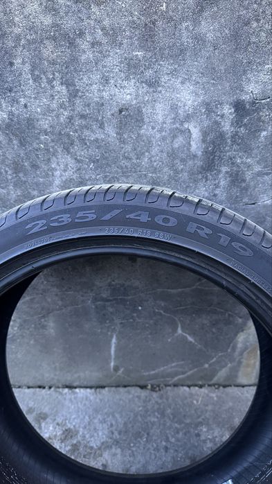 шини Pirelli cinturato P 235/40R19