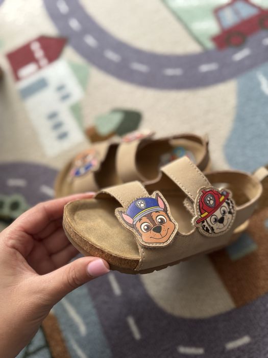 Сандалі для хлопчика босоніжки h&m paw patrol щенячий патруль літнє взуття 28 розмір устілка 17см