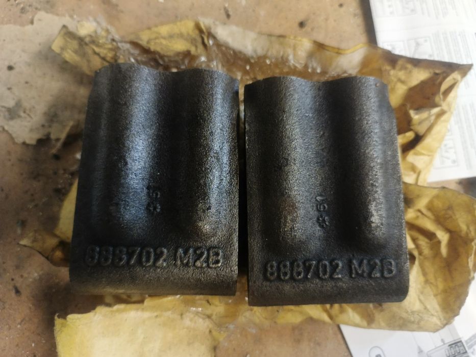 888702 M2B część nowa