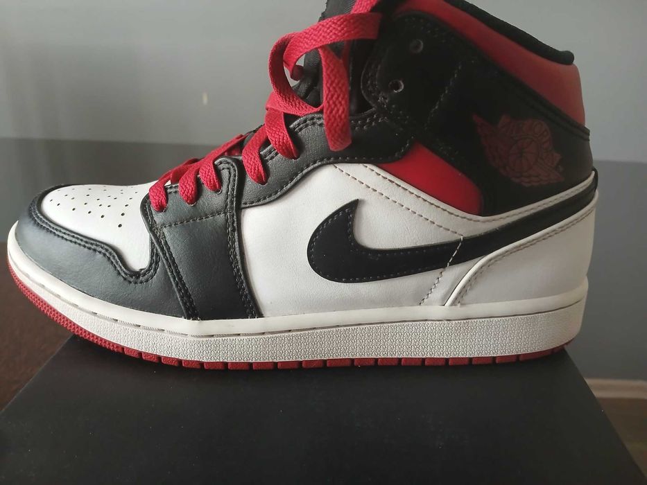nike Jordan 1 mid 40,5