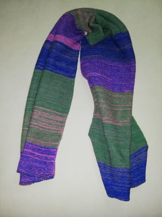 Cachecóis e lenços diversos