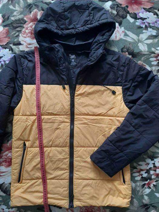 зимова куртка STAFF