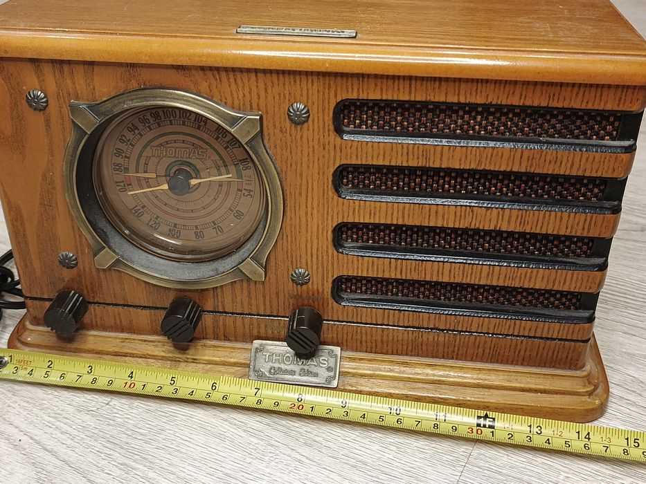 Радіоприймач та касетна дека