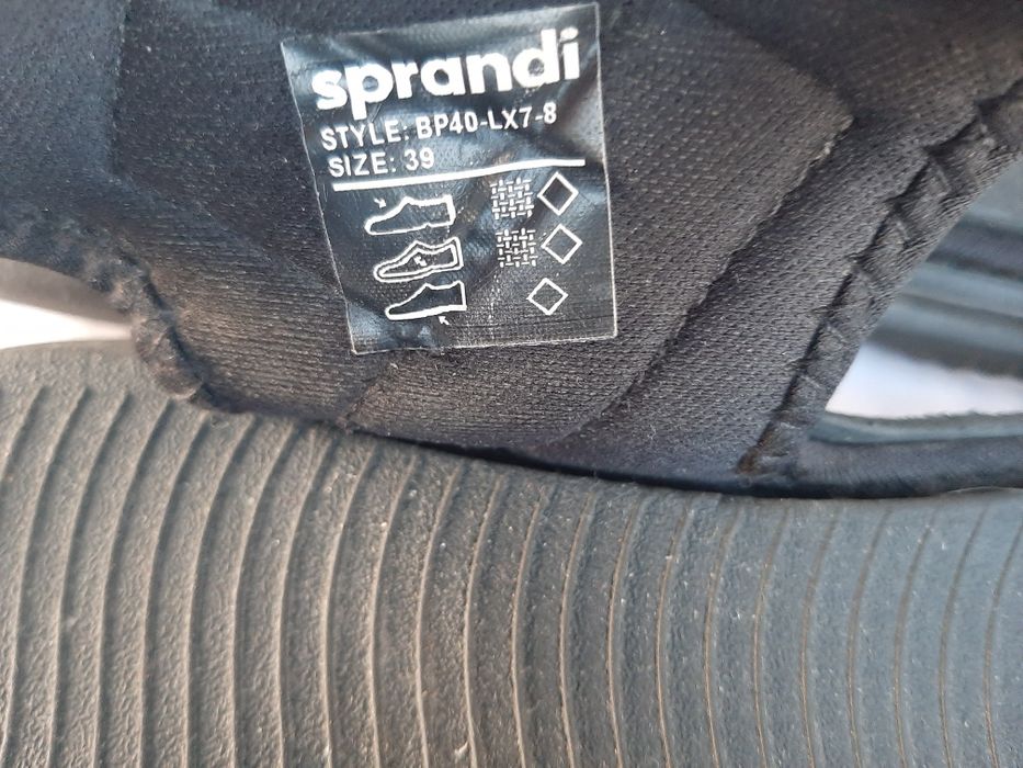 sandały czarne,  mocne, sprandi