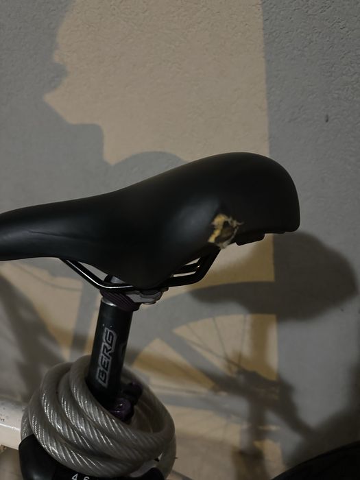 Bicicleta Berg Trailrock 3.0 modificada para manobras/dirt jump, vendo ou troco por trotinete elétrica em bom estado