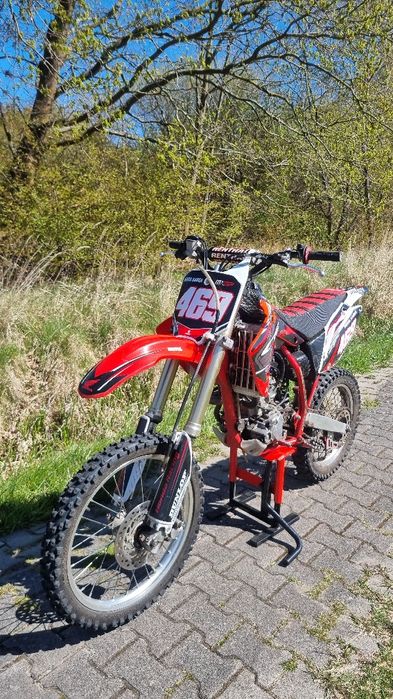Doinwestowana Honda crf 150