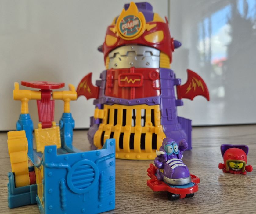 Super Zings Adventure Power Tower Assault