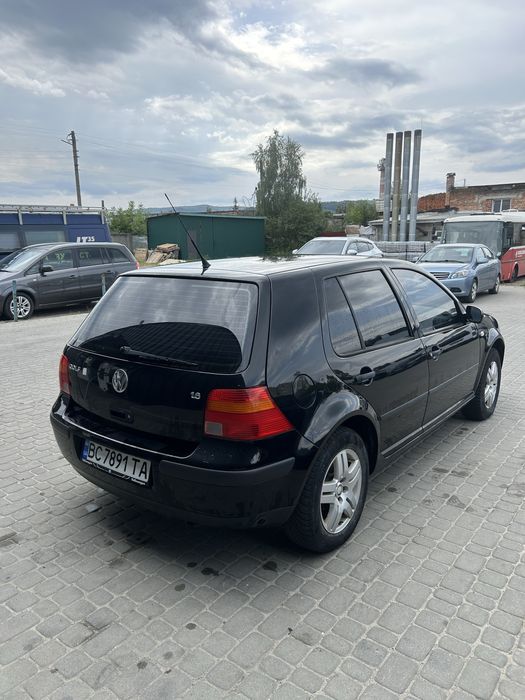 Volkswagen Golf 4 1.6 | 1999 рік | Газ