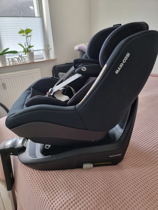 Fotelik Maxi Cosi Pearl Pro2 z bazą FamilyFix One i Size
