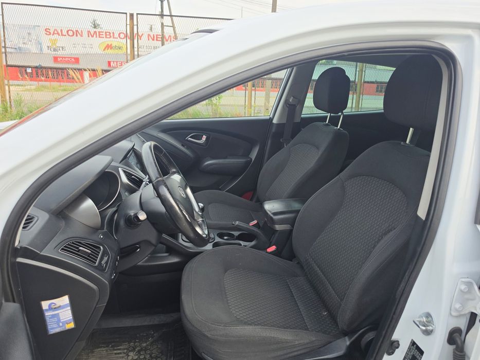 Hyundai ix35 2. 0 Benzyna 163KM | 176 tys. km | Android/ hak / raty