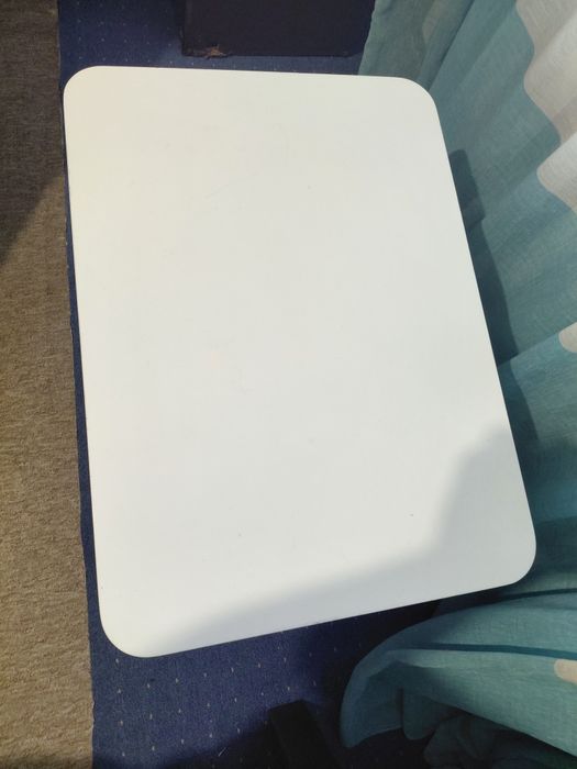 Журнальный / детский стол / столик.