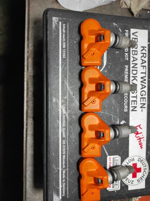 Датчики тиску в шинах 433MHZ Mazda Kia Hyundai