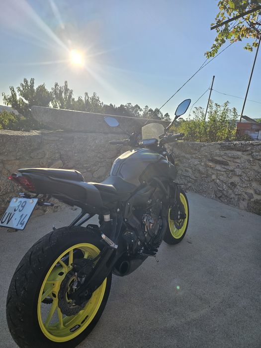 MT 07 2018 55 Kw night fluo  poucos klm