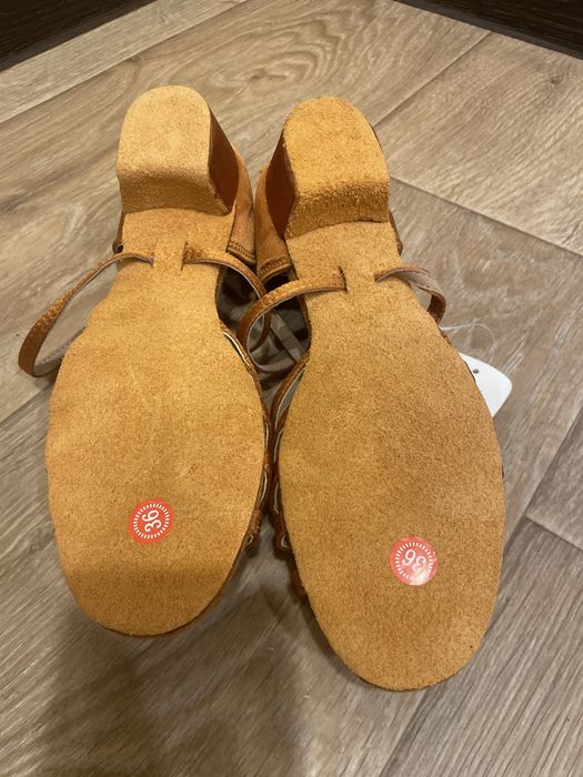 Туфлі бальні, блок каблук, 36р