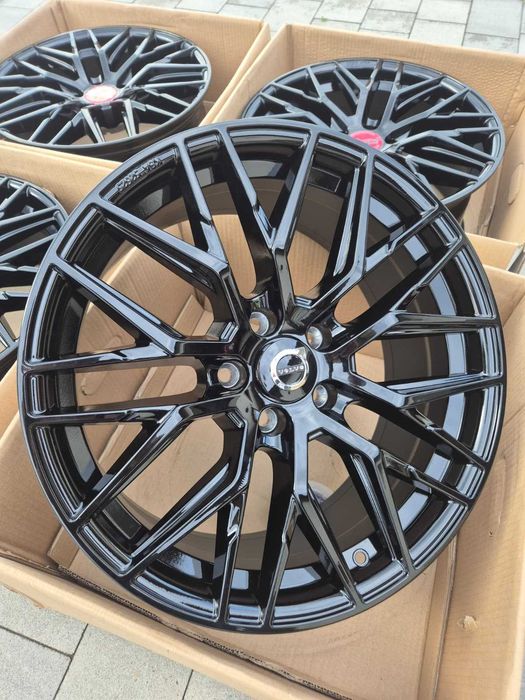 Felgi 18" 5x108 Ford Focus Kuga Volvo XC60 Peugeot Nowe | #RS4