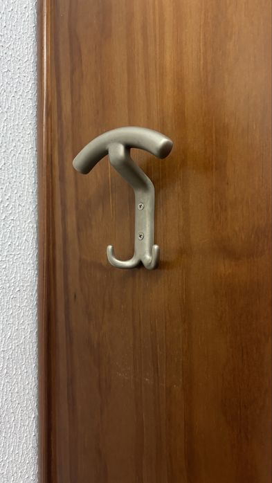 Móvel de madeira 5 gavetas
