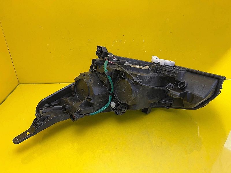 Lampa Prawa Nissan Leaf II 17- Full Led SH5B