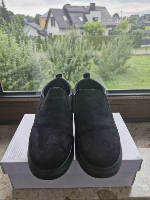 Czarne damskie półbuty welurowo tekstylne 40