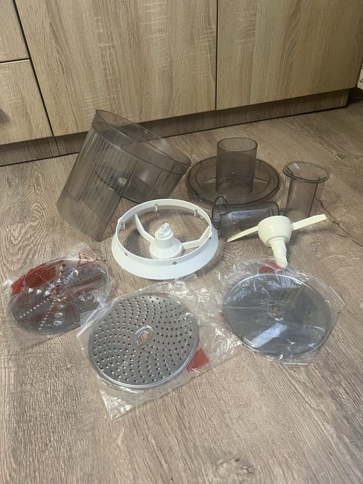 Насадка  овочерізка для кухонного комбайну Bosch MUM 5