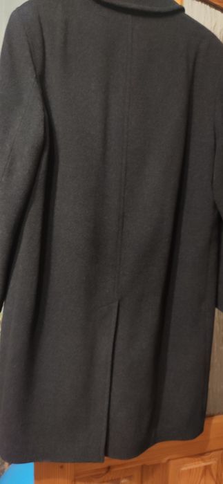 Продається чоловіче пальто