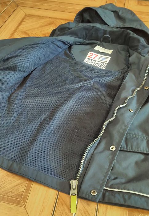 Классная детская куртка Hampton Republic на 128 см