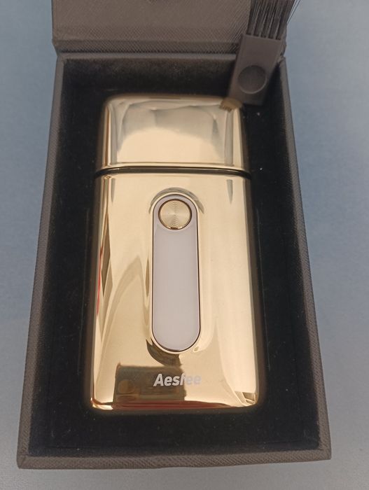 Golarka Elektryczna AESFEE z ostrzami z folii tytanowej USB typ C nowa