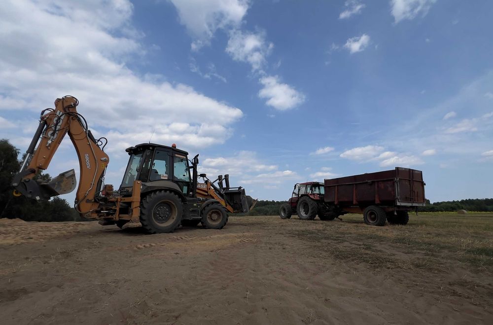 Usługi koparko-ładowarką