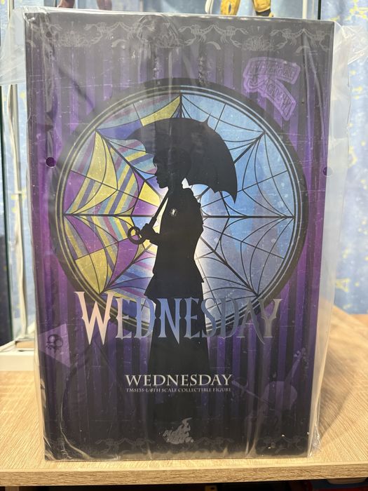 Фігурка 1/6 Hot Toys Wednesday TMS135 Wednesday Addams / Венздей