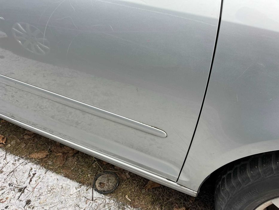drzwi przód przednie prawe vw golf v 5 vi 6 plus + 5m 2005 - 2014 la7w