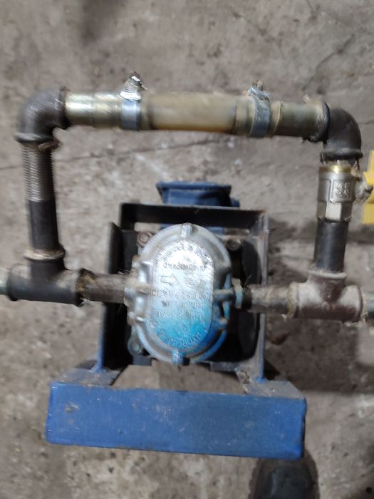 Электродвигатель с насосом