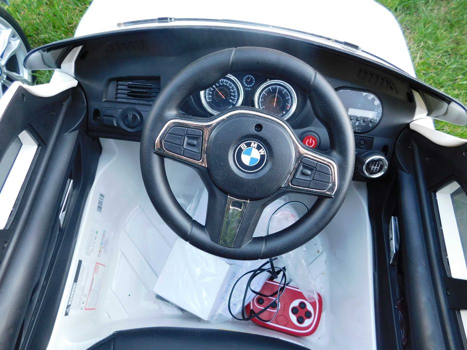 PIEKOSZÓW Samochód na akumulator BMW 6 GT WOLNY START, Koła EVA,