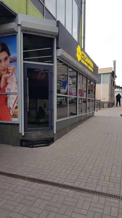 Тонировка, бронирование, окон. Поклейка солнцезащитной пленки на окна.