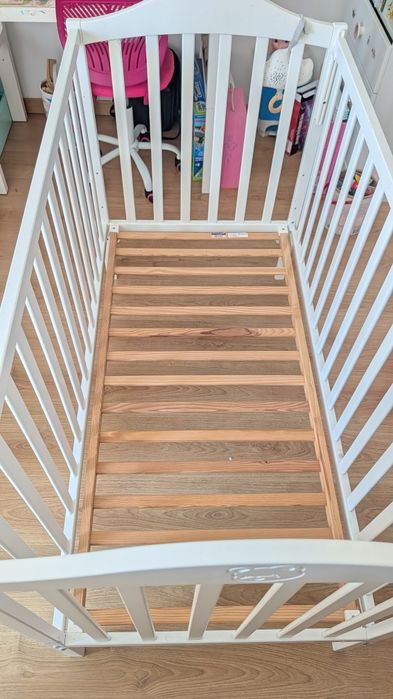 Berço 120x60 regulável + colchão Visco Baby – ótimo estado