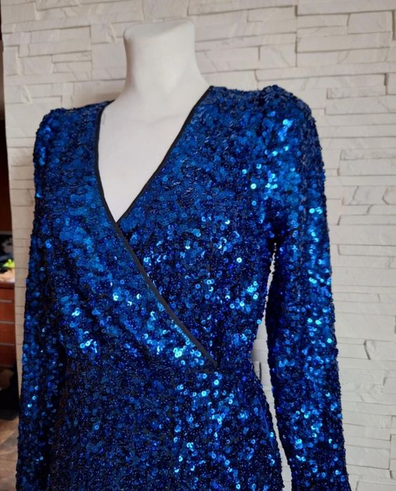 Sukienka cekinowa, niebieska