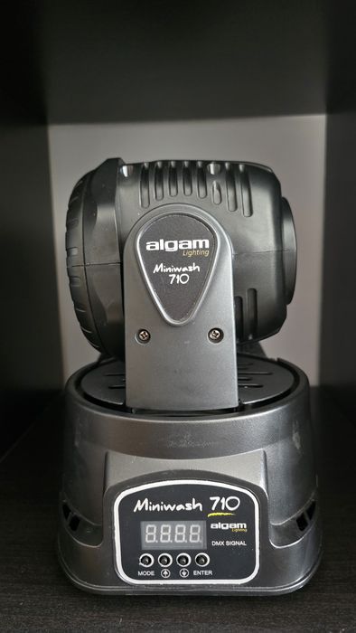 SET DJ - Iluminação LED + Mesa + 2 Robot