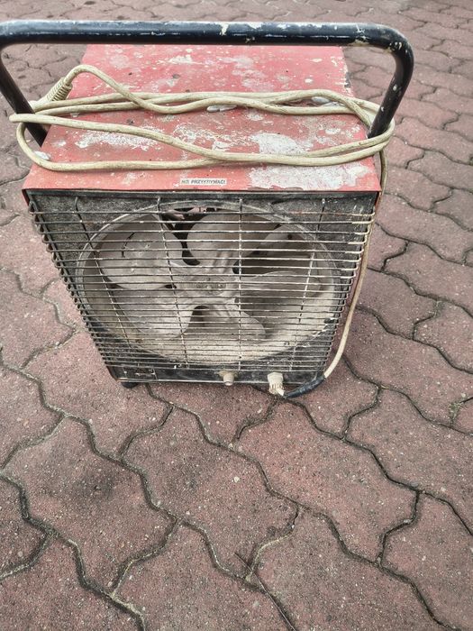 Nagrzewnica elektryczna budowlana