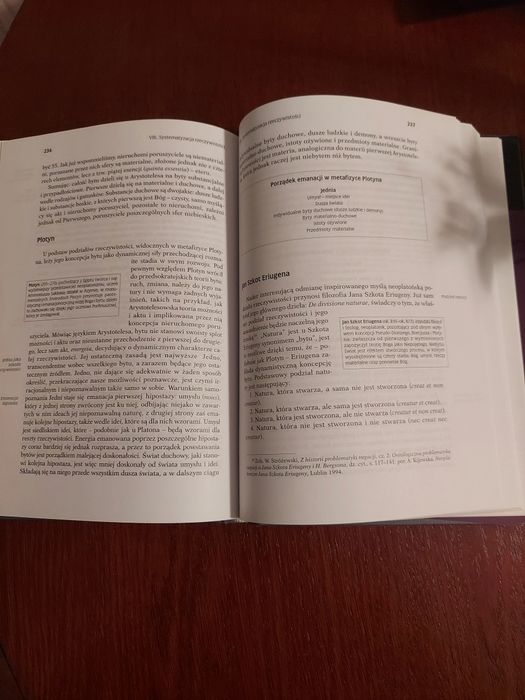 Sprzedam książkę.