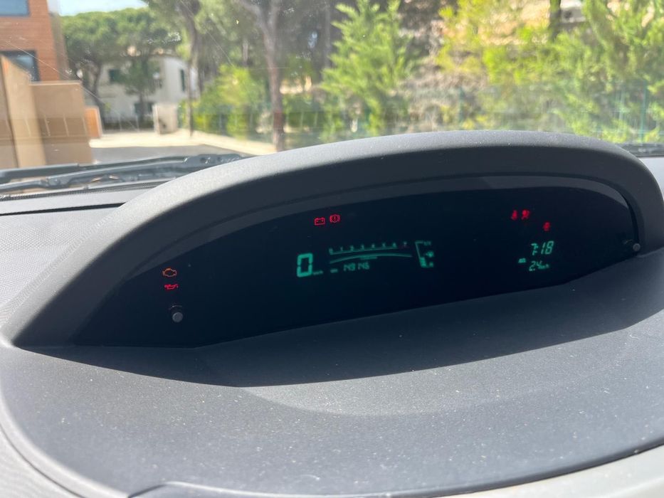 Toyota Yaris – 150 000 km – Muito bom estado
