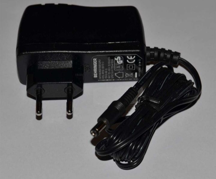 Zasilacz pedal board 9V DC 1700 mA Behringer