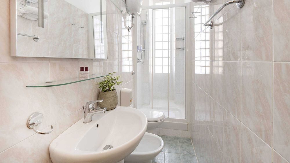 Quarto de Charme de CASAL, METRO Colombo. Lisboa, entrada imediata.