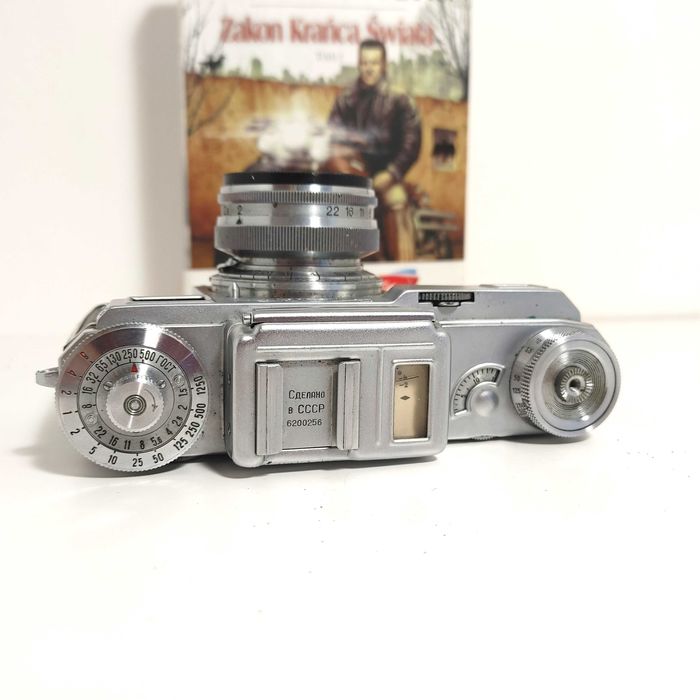 Dalmierzowy analogowy aparat fotograficzny KIEV 2A-model 4 Jupiter 8M