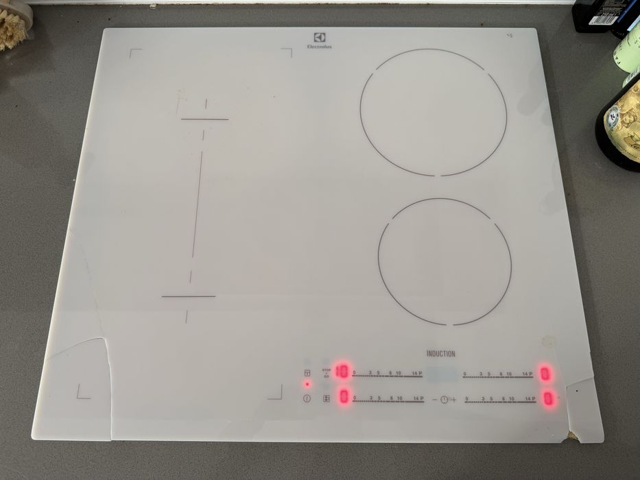 Płyta indykcyjna electrolux - biała