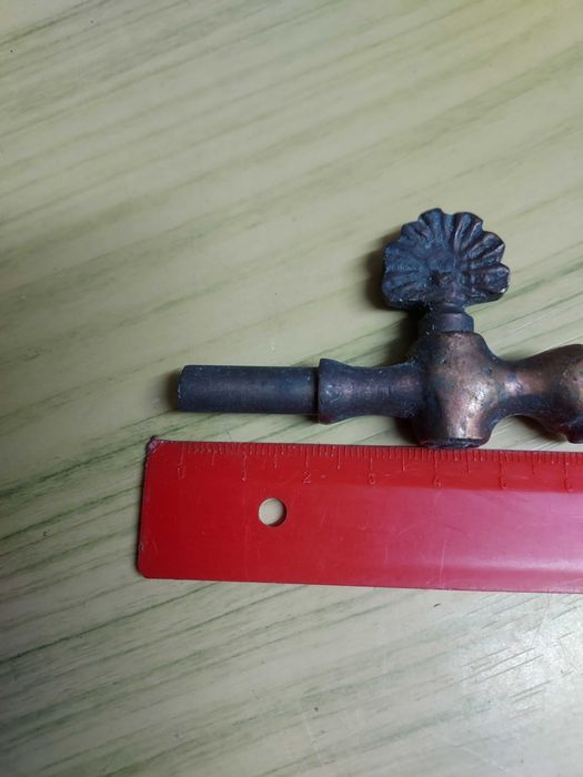 Lote de 26 Torneiras para Fonte ou Pipo – 17 Pequenas + 8 Mini