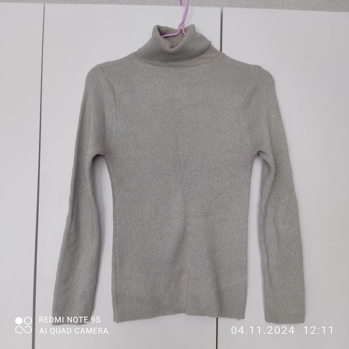 Продам гольфики 2 шт