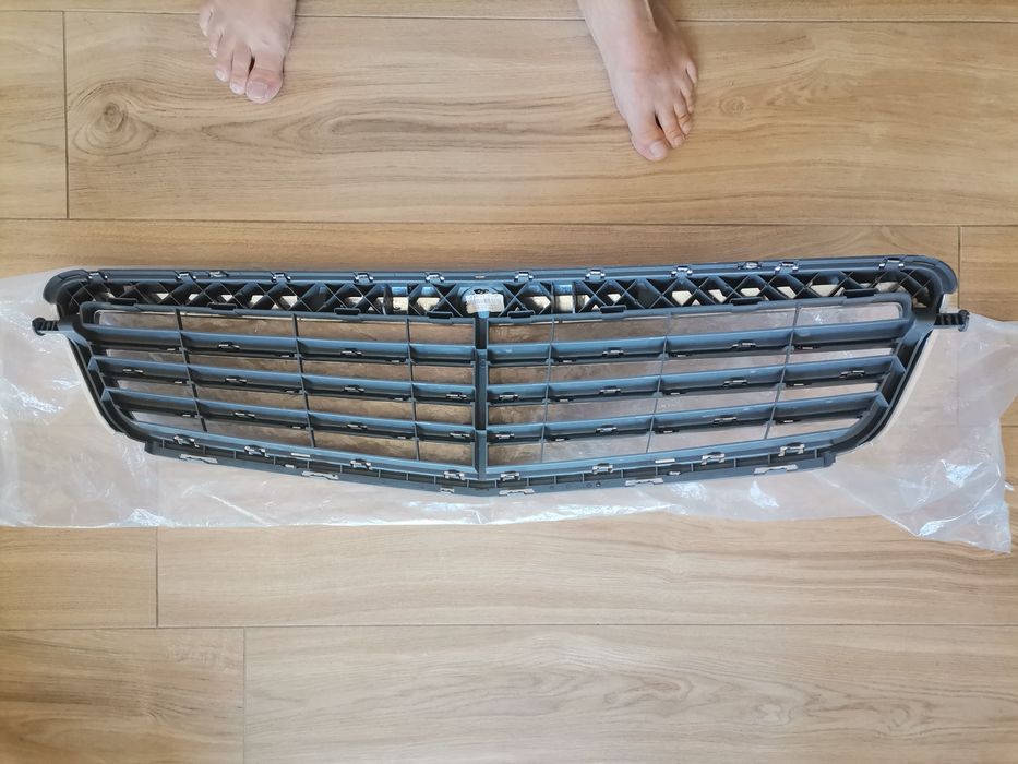 Gril mercedes c klasa w204 ladny stan