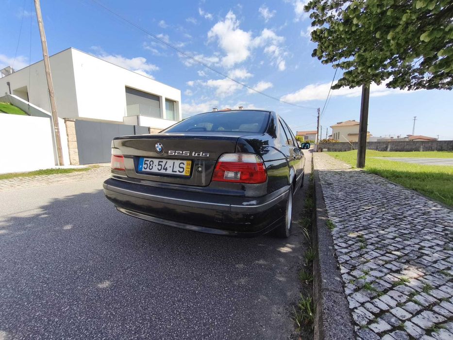 BMW 525 TDS (E39)