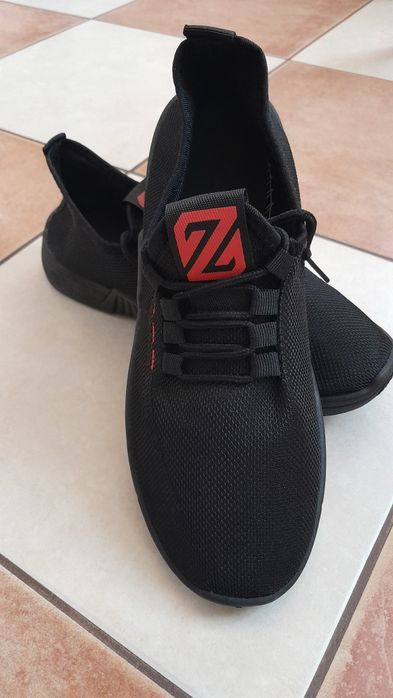 Sneakersy męskie 40,5