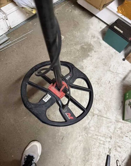 Продам Minelab Equinox 800