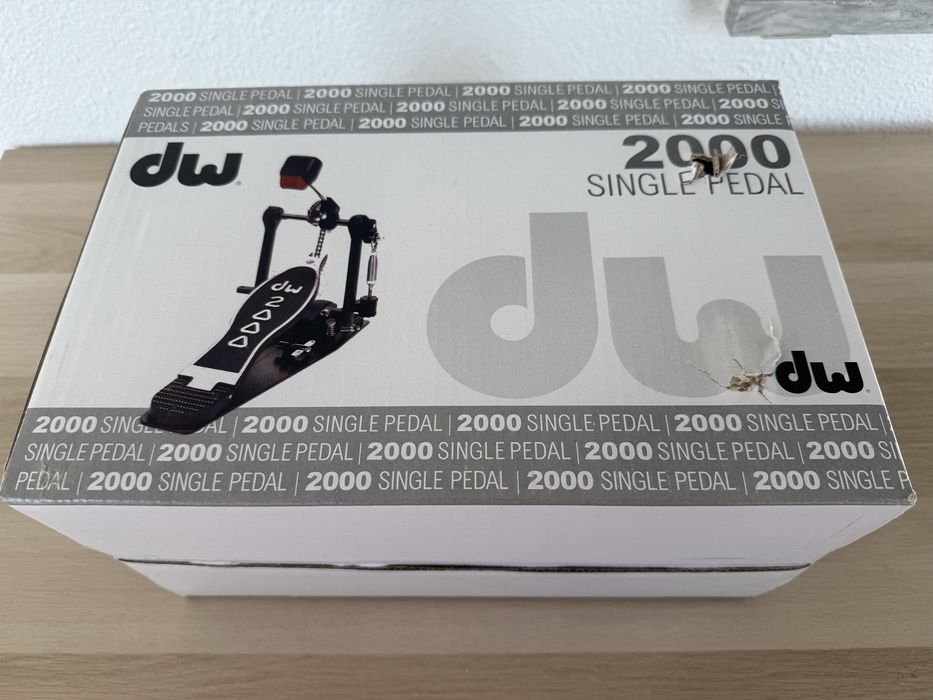 DW 2000 Single Drum Pedal